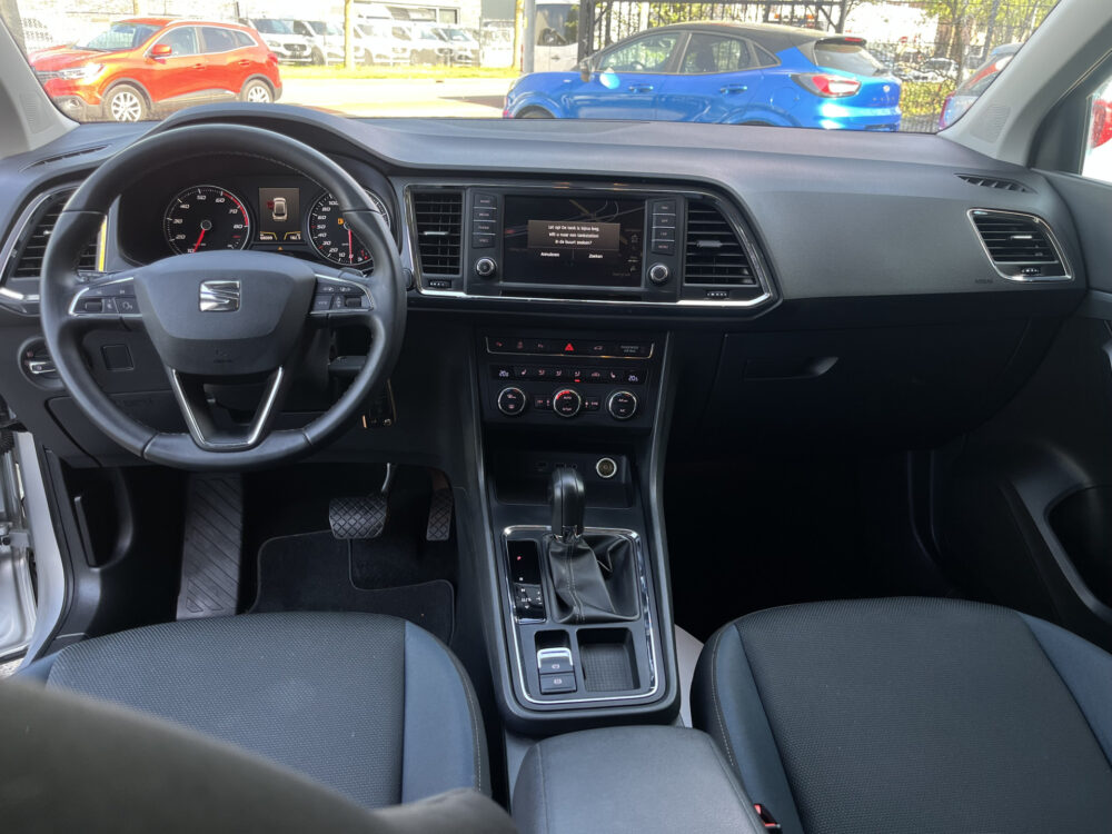 SEAT Ateca 1.4 EcoTSI Style // FULL LED // PARK ASSIST // ELEK. ACHERKLEP // NAVI // CRUISE // STOELVERWARMING // 17