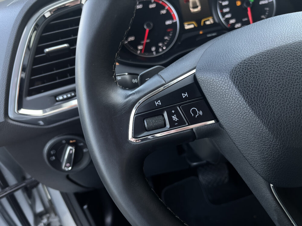 SEAT Ateca 1.4 EcoTSI Style // FULL LED // PARK ASSIST // ELEK. ACHERKLEP // NAVI // CRUISE // STOELVERWARMING // 20