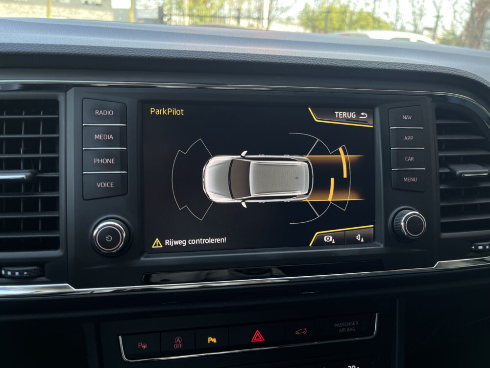 SEAT Ateca 1.4 EcoTSI Style // FULL LED // PARK ASSIST // ELEK. ACHERKLEP // NAVI // CRUISE // STOELVERWARMING // 29