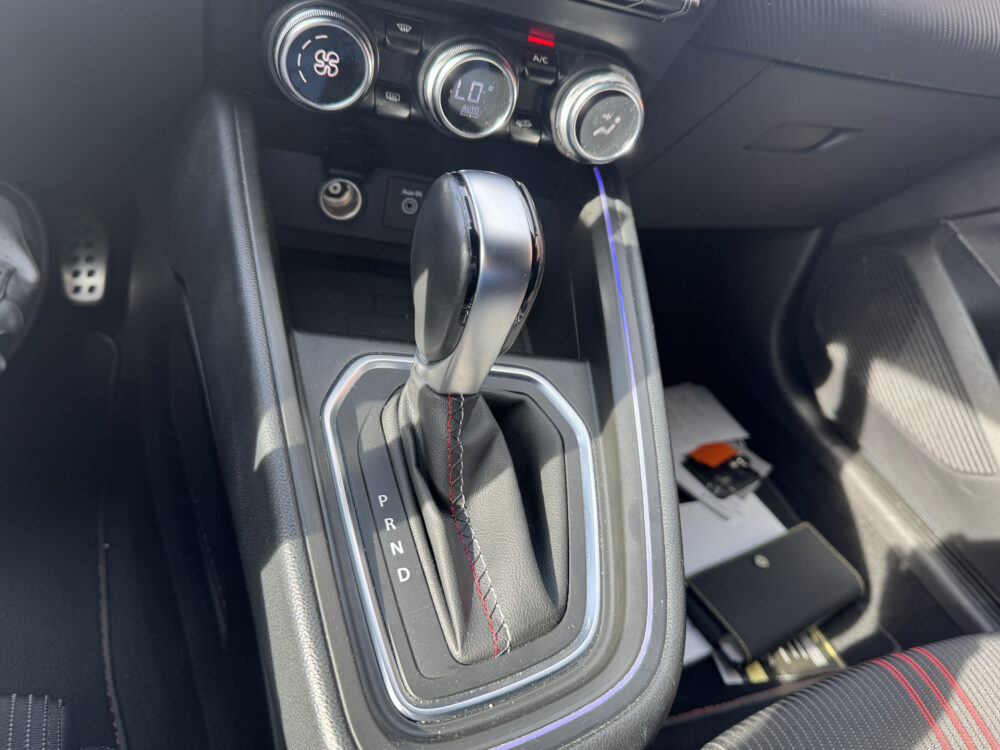 Renault Clio 1.3 TCe R.S. Line // 131PK!! // BOSE AUDIO // PERFECT ONDERHOUDEN // NAVI // CAMERA // ADAPTIVE CRUISE // CLIMA // 24