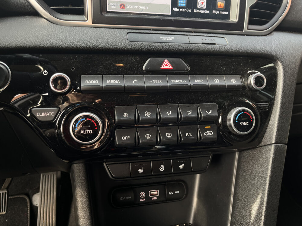 Kia Sportage 1.6 GDI Design Edition // LED // JBL AUDIO // KEYLESS // LEDER+ELEK. STOEL // NAVI+CARPLAY // CAMERA // STUUR+STOELVERWARMING // 27