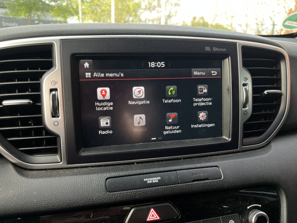 Kia Sportage 1.6 GDI Design Edition // LED // JBL AUDIO // KEYLESS // LEDER+ELEK. STOEL // NAVI+CARPLAY // CAMERA // STUUR+STOELVERWARMING // 31