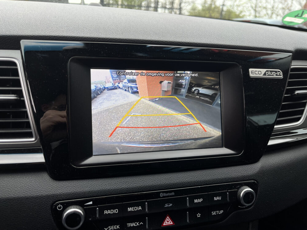 Kia Niro 1.6 GDi PHEV DynamicPlusLine // ADAPT. CRUISE // HALF LEDER // DODEHOEK // CAMERA // NAVI+CARPLAY // STUUR+STOELVERWARMING // 25