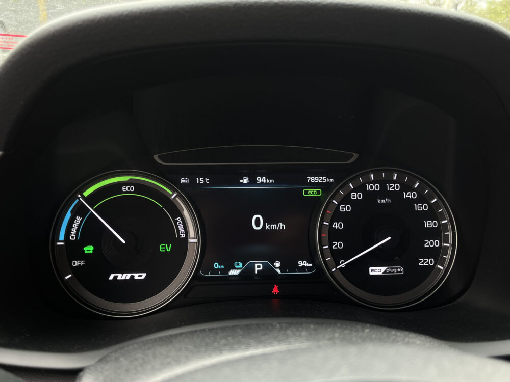 Kia Niro 1.6 GDi PHEV DynamicPlusLine // ADAPT. CRUISE // HALF LEDER // DODEHOEK // CAMERA // NAVI+CARPLAY // STUUR+STOELVERWARMING // 28