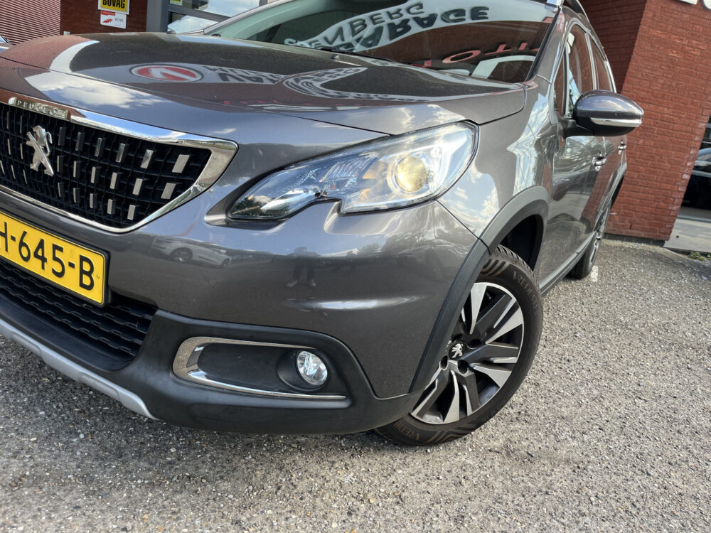 Peugeot 2008 1.2 PureTech Allure NIEUWE DIST. RIEM!! // LED // HALF LEDER // NAVI // PANORAMADAK // PARKEERSENSOREN // CRUISE // 10