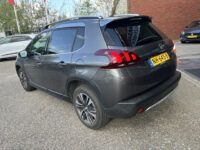 Peugeot 2008 1.2 PureTech Allure NIEUWE DIST. RIEM!! // LED // HALF LEDER // NAVI // PANORAMADAK // PARKEERSENSOREN // CRUISE // 33