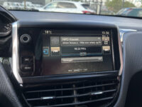 Peugeot 2008 1.2 PureTech Allure NIEUWE DIST. RIEM!! // LED // HALF LEDER // NAVI // PANORAMADAK // PARKEERSENSOREN // CRUISE // 55