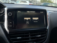 Peugeot 2008 1.2 PureTech Allure NIEUWE DIST. RIEM!! // LED // HALF LEDER // NAVI // PANORAMADAK // PARKEERSENSOREN // CRUISE // 57