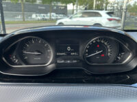 Peugeot 2008 1.2 PureTech Allure NIEUWE DIST. RIEM!! // LED // HALF LEDER // NAVI // PANORAMADAK // PARKEERSENSOREN // CRUISE // 59