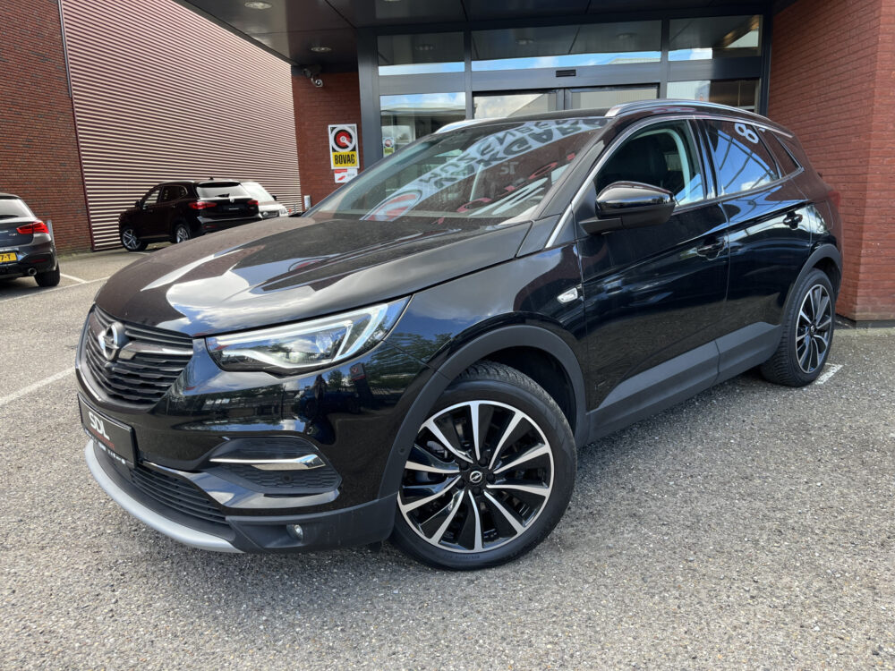 Opel Grandland X 1.6 Turbo Hybrid Ultimate // LEDER+ ELEK.STOEL // DODEHOEK // ELEK. KLEP // NAVI+CARPLAY // STOELVERKOELING+VERWARMING // KEYLES 1