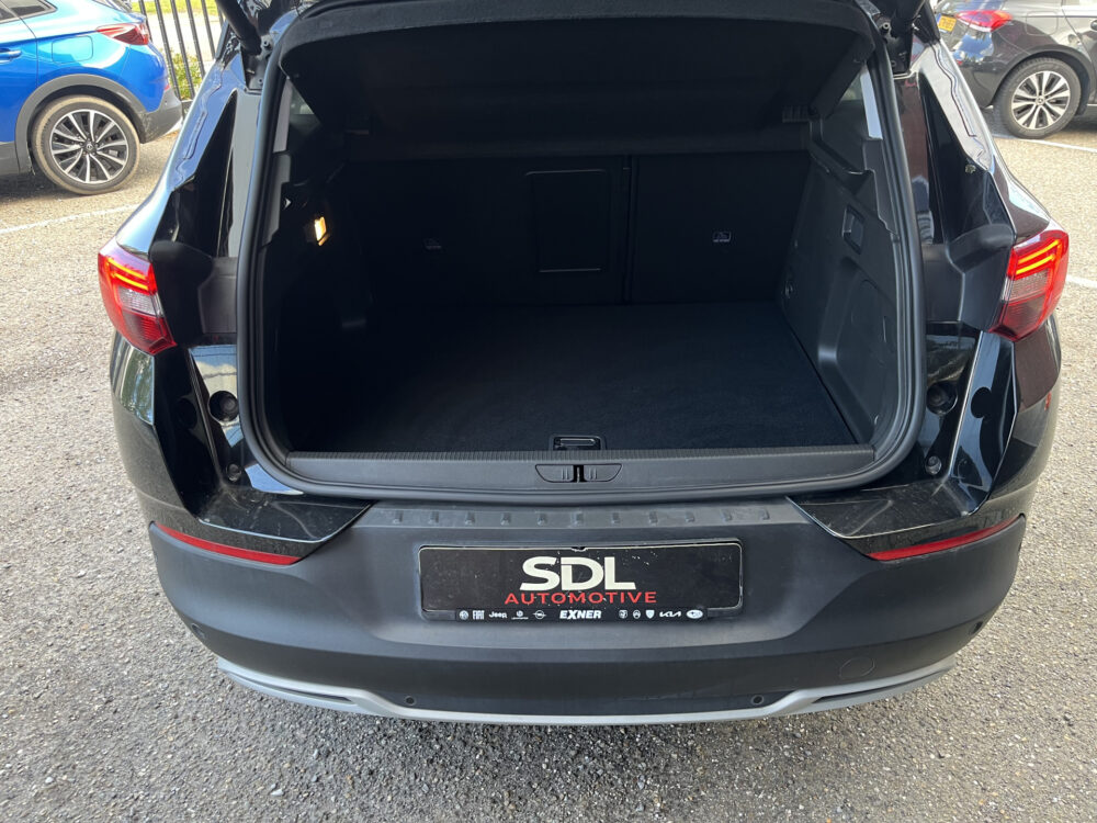 Opel Grandland X 1.6 Turbo Hybrid Ultimate // LEDER+ ELEK.STOEL // DODEHOEK // ELEK. KLEP // NAVI+CARPLAY // STOELVERKOELING+VERWARMING // KEYLES 14