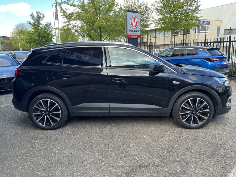 Opel Grandland X 1.6 Turbo Hybrid Ultimate // LEDER+ ELEK.STOEL // DODEHOEK // ELEK. KLEP // NAVI+CARPLAY // STOELVERKOELING+VERWARMING // KEYLES 6