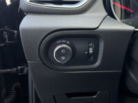 Opel Grandland X 1.6 Turbo Hybrid Ultimate // LEDER+ ELEK.STOEL // DODEHOEK // ELEK. KLEP // NAVI+CARPLAY // STOELVERKOELING+VERWARMING // KEYLES 61