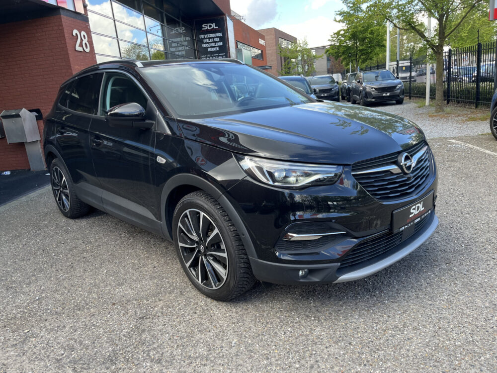 Opel Grandland X 1.6 Turbo Hybrid Ultimate // LEDER+ ELEK.STOEL // DODEHOEK // ELEK. KLEP // NAVI+CARPLAY // STOELVERKOELING+VERWARMING // KEYLES 7