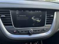 Opel Grandland X 1.6 Turbo Hybrid Ultimate // LEDER+ ELEK.STOEL // DODEHOEK // ELEK. KLEP // NAVI+CARPLAY // STOELVERKOELING+VERWARMING // KEYLES 78