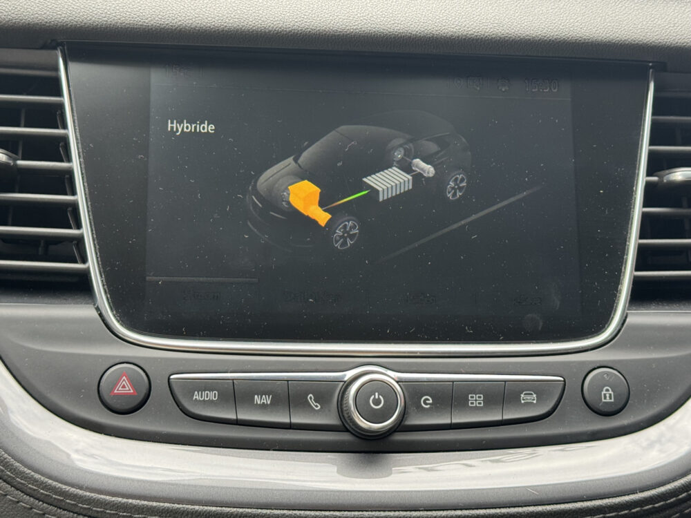 Opel Grandland X 1.6 Turbo Hybrid4 Ultimate 300PK! // NAVI // CAMERA V+A // APPLE CARPLAY + ANDROID AUTO // STOEL VERWARMING + VERKOELING // ELEK 19