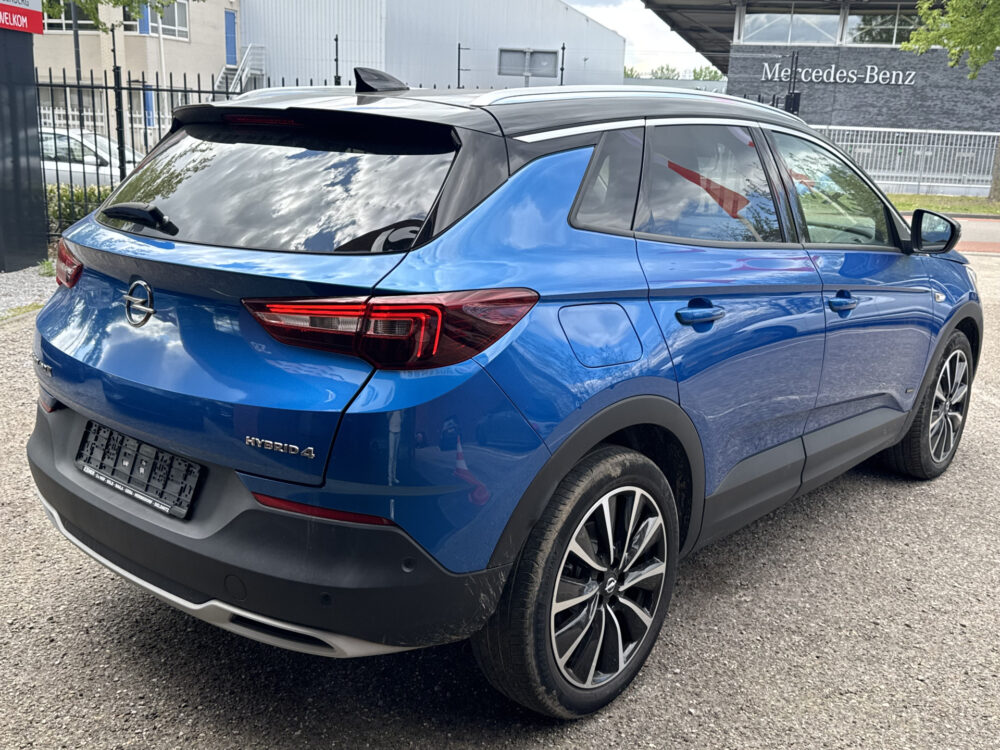 Opel Grandland X 1.6 Turbo Hybrid4 Ultimate 300PK! // NAVI // CAMERA V+A // APPLE CARPLAY + ANDROID AUTO // STOEL VERWARMING + VERKOELING // ELEK 4