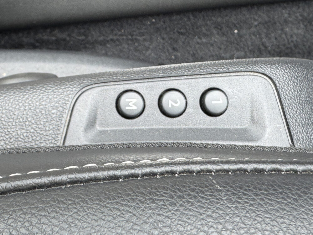 Opel Grandland X 1.6 Turbo Hybrid4 Ultimate 300PK! // NAVI // CAMERA V+A // APPLE CARPLAY + ANDROID AUTO // STOEL VERWARMING + VERKOELING // ELEK 9