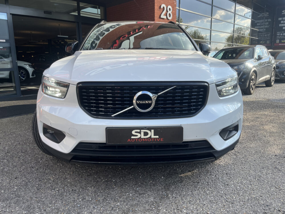 Volvo XC40 1.5 T5 Recharge R-Design // LEDER // ELEK. STOELEN+GEHEUGEN // HARMAN&KARDON // CAMERA // 4