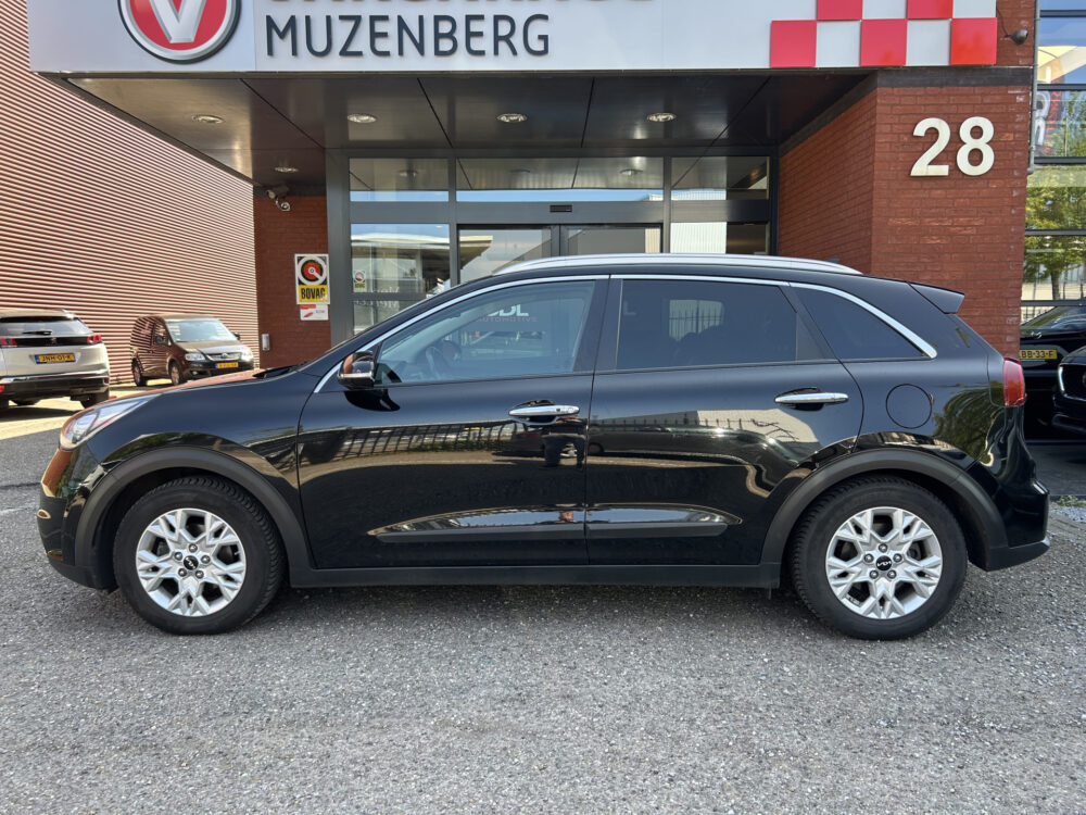 Kia Niro 1.6 GDi Hybrid Executiveline // LED // NAVI + CARPLAY // SCHUIFKANTELDAK // CLIMA // CAMERA // LEDER // TREKHAAK!! 3
