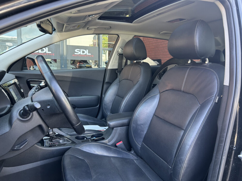 Kia Niro 1.6 GDi Hybrid Executiveline // LED // NAVI + CARPLAY // SCHUIFKANTELDAK // CLIMA // CAMERA // LEDER // TREKHAAK!! 8