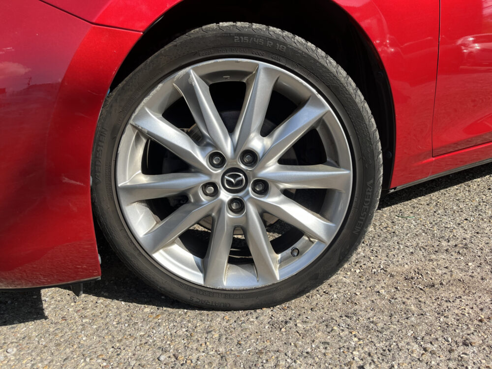 Mazda 3 2.0 SkyActiv-G 120 GT-M // ADAPT. CRUISE // DODEHOEK // KEYLESS // BOSE AUDIO // CAMERA // STUUR+STOELVERWARMING // LEDER+ELEK.  11