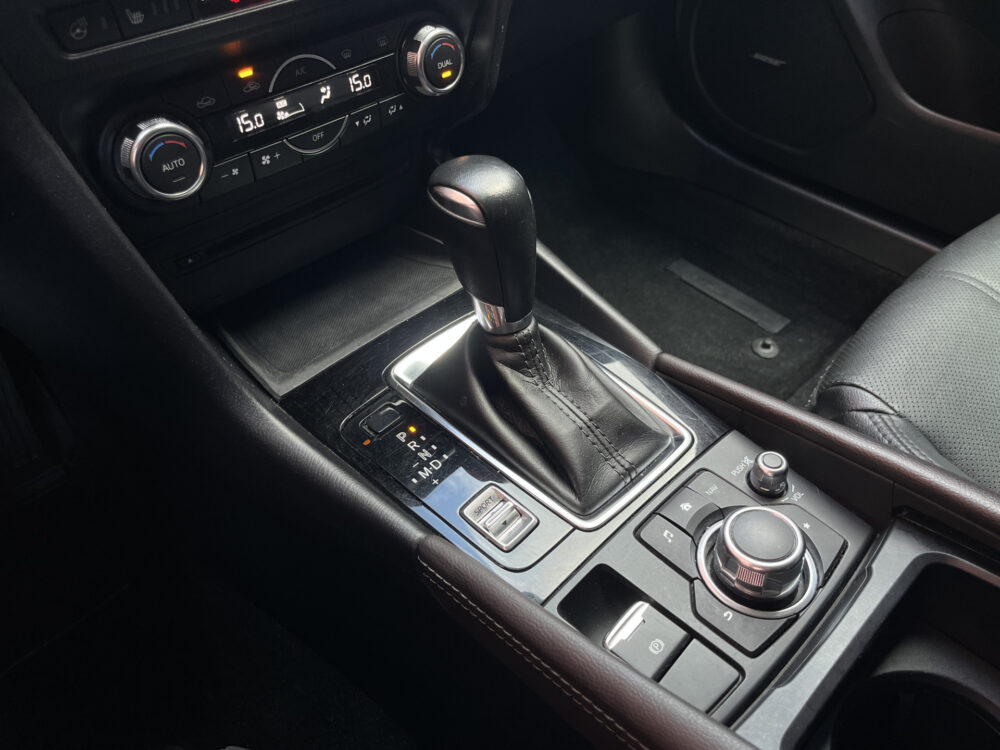 Mazda 3 2.0 SkyActiv-G 120 GT-M // ADAPT. CRUISE // DODEHOEK // KEYLESS // BOSE AUDIO // CAMERA // STUUR+STOELVERWARMING // LEDER+ELEK.  27