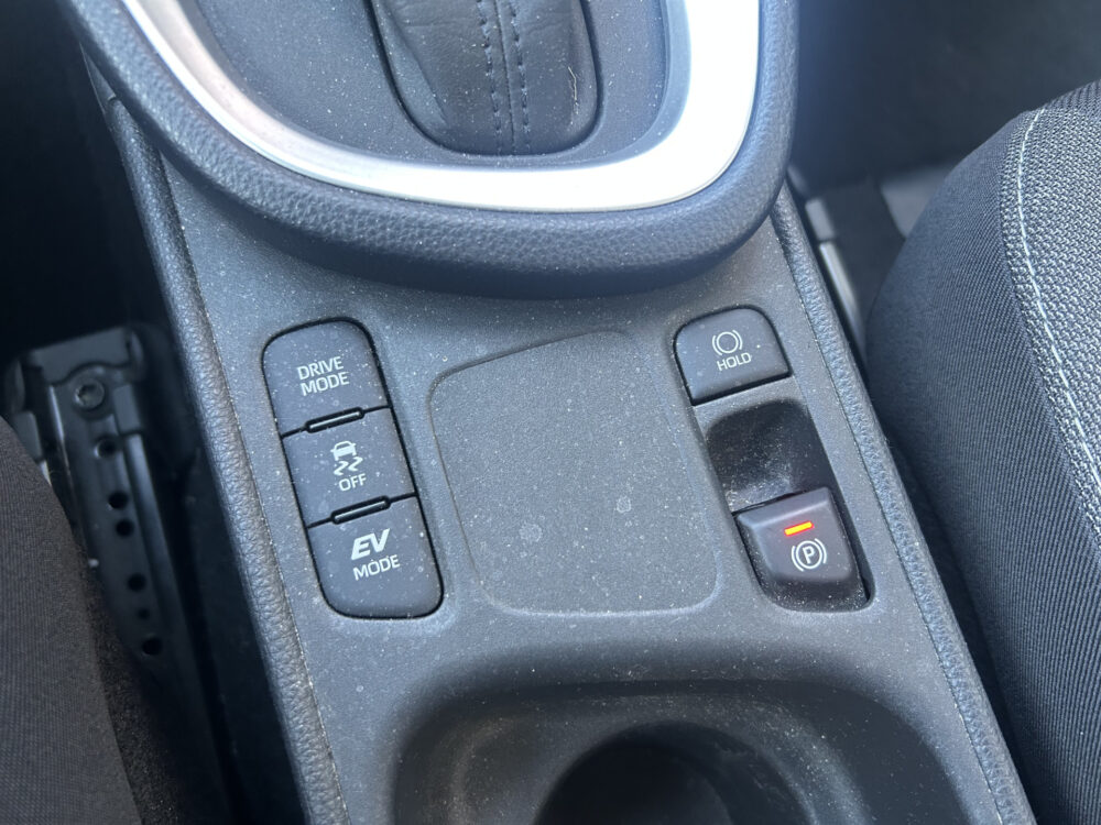 Toyota Yaris Cross 1.5 Hybrid Comfort // LED // APPLE CARPLAY / ANDROID AUTO // ADAPTIVE CRUISE // CLIMA // CAMERA 20