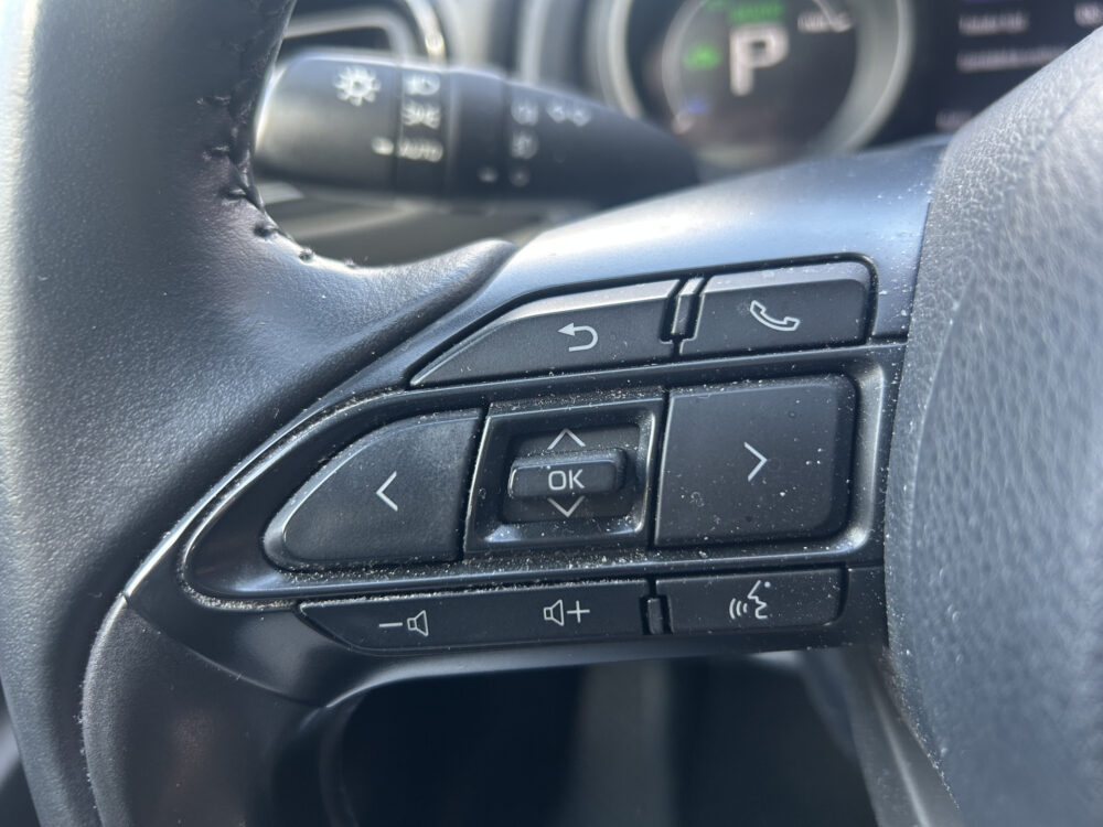 Toyota Yaris Cross 1.5 Hybrid Comfort // LED // APPLE CARPLAY / ANDROID AUTO // ADAPTIVE CRUISE // CLIMA // CAMERA 9