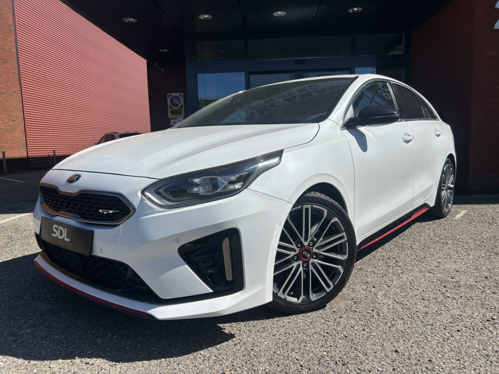 Kia ProCeed 1.6 T-GDI GT // FULL LED // MEMORY SEAT // DIGITAL COCKPIT // ADAPTIVE CRUISE // JBL AUDIO 1