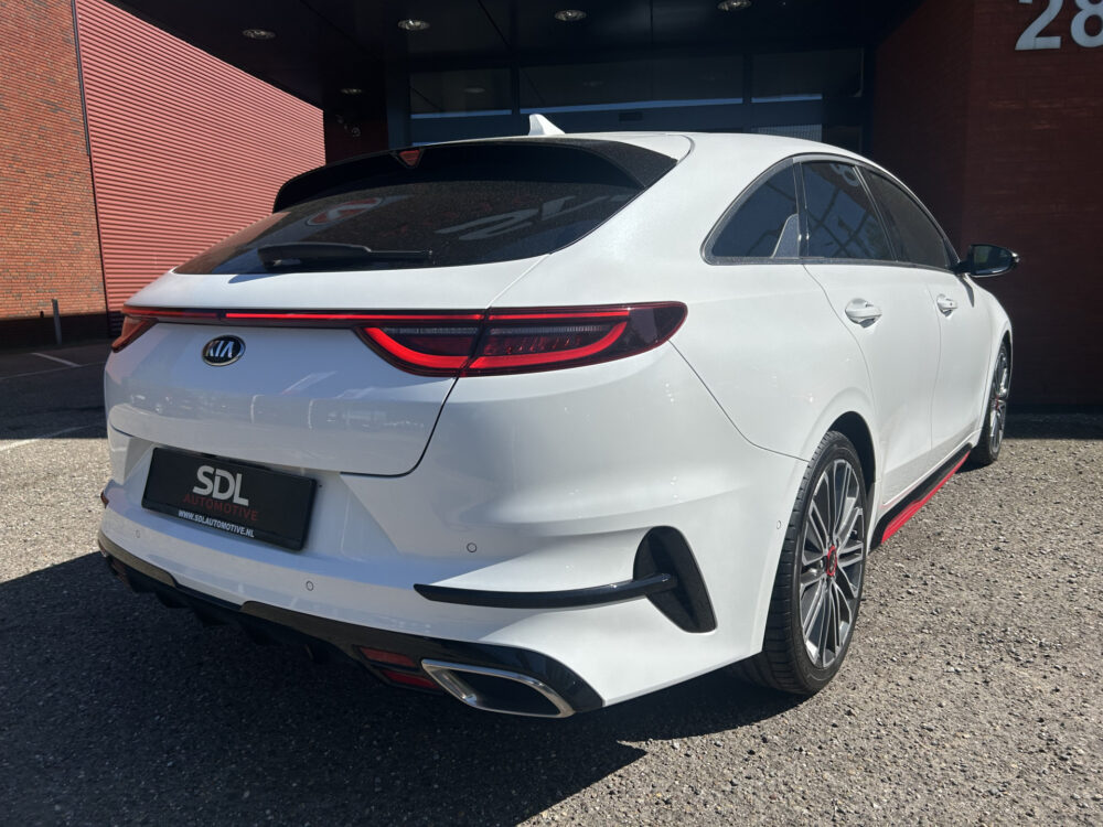 Kia ProCeed 1.6 T-GDI GT // FULL LED // MEMORY SEAT // DIGITAL COCKPIT // ADAPTIVE CRUISE // JBL AUDIO 2