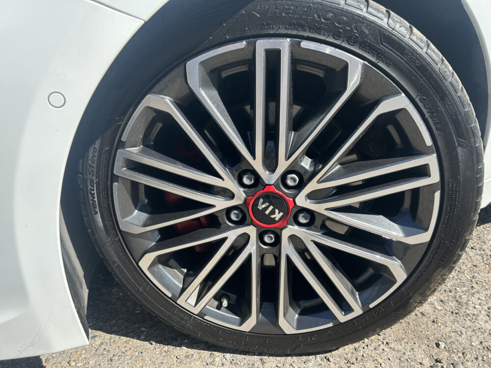 Kia ProCeed 1.6 T-GDI GT // FULL LED // MEMORY SEAT // DIGITAL COCKPIT // ADAPTIVE CRUISE // JBL AUDIO 32