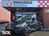 Renault Mégane Estate 1.2 TCe Bose // MASSAGE STOELEN // NAVI // CAMERA // TREKHAAK // BOSE PREMIUM AUDIO // CLIMA // 38