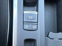 Renault Mégane Estate 1.2 TCe Bose // MASSAGE STOELEN // NAVI // CAMERA // TREKHAAK // BOSE PREMIUM AUDIO // CLIMA // 72