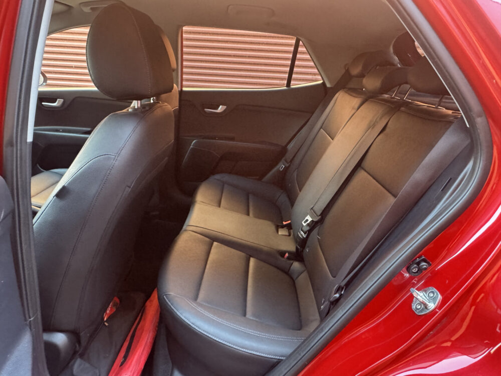 Kia Stonic 1.0 T-GDi ExecutiveLine // NAVI // CAMERA // CLIMA // CRUISE // DODENHOEK SENSOR // LEDEREN BEKLEDING // 10