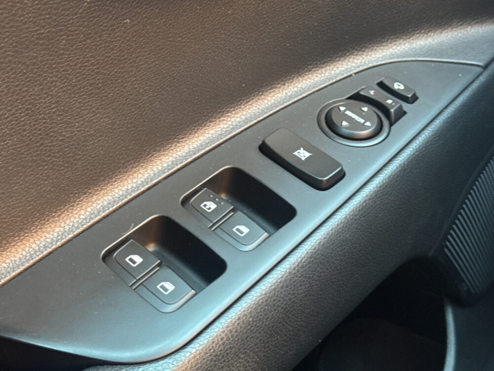 Kia Stonic 1.0 T-GDi ExecutiveLine // NAVI // CAMERA // CLIMA // CRUISE // DODENHOEK SENSOR // LEDEREN BEKLEDING // 24