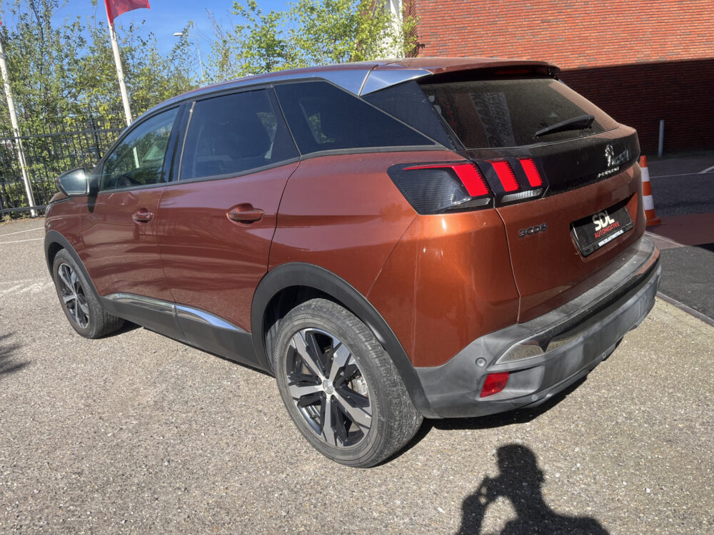 Peugeot 3008 1.2 PureTech GT Line // FUL LED // KEYLESS // ELEK. KLEP // LEDER // CAMERA // NAVI+CARPLAY // 3