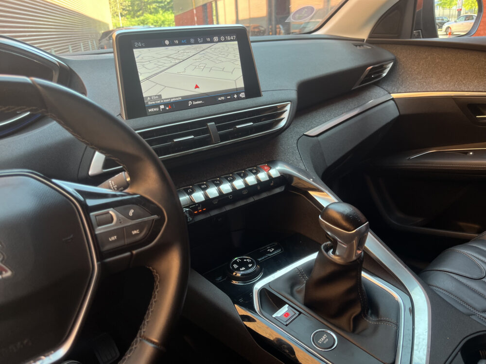 Peugeot 3008 1.2 PureTech GT Line // FUL LED // KEYLESS // ELEK. KLEP // LEDER // CAMERA // NAVI+CARPLAY // 33