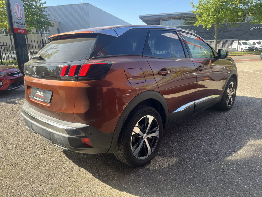 Peugeot 3008 1.2 PureTech GT Line // FUL LED // KEYLESS // ELEK. KLEP // LEDER // CAMERA // NAVI+CARPLAY // 5