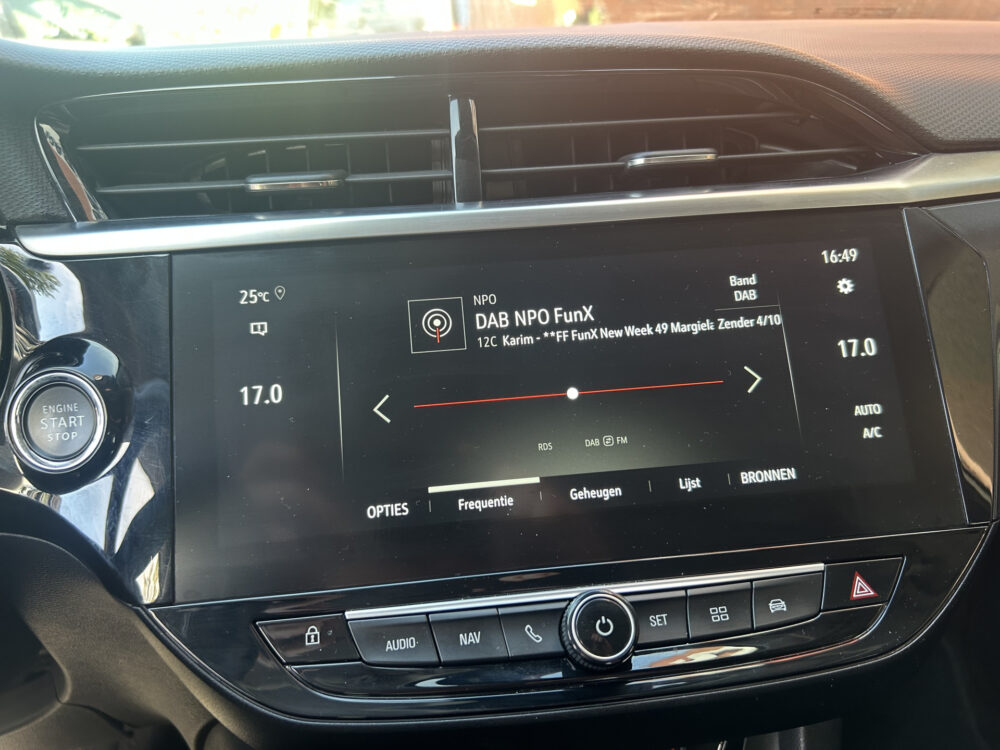 Opel Corsa 1.2 Turbo Edition // LED // NAVI + CARPLAY // HALF-LEDER // CLIMA // PDC V+A // CAMERA 18