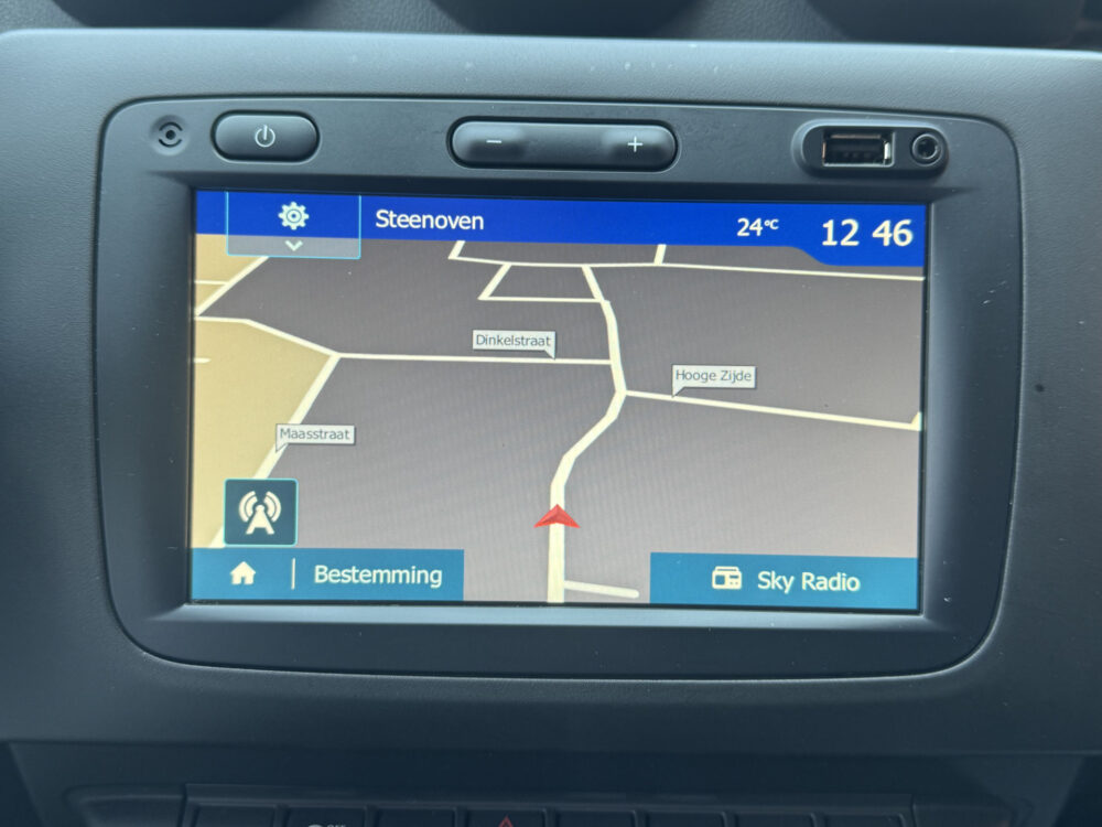 Dacia Duster 1.3 TCe Prestige // 360 CAMERA // DODEHOEK // CLIMA // CRUISE // NAVI+CARPLAY // 18
