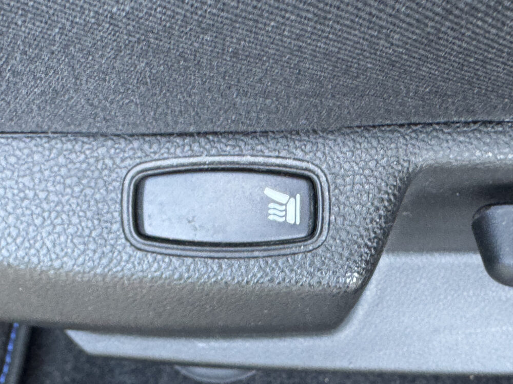 Dacia Duster 1.3 TCe Prestige // 360 CAMERA // DODEHOEK // CLIMA // CRUISE // NAVI+CARPLAY // 23