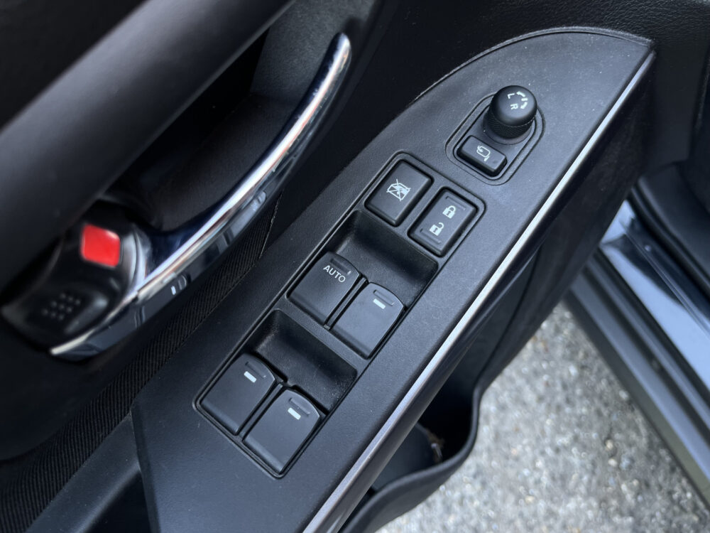 Suzuki S-Cross 1.5 Hybrid Style // ADAPT. CRUISE // DODEHOEK // STOELVERWARMING // CAMERA // APPLE-ANDROID AUTO // KEYLESS // 18