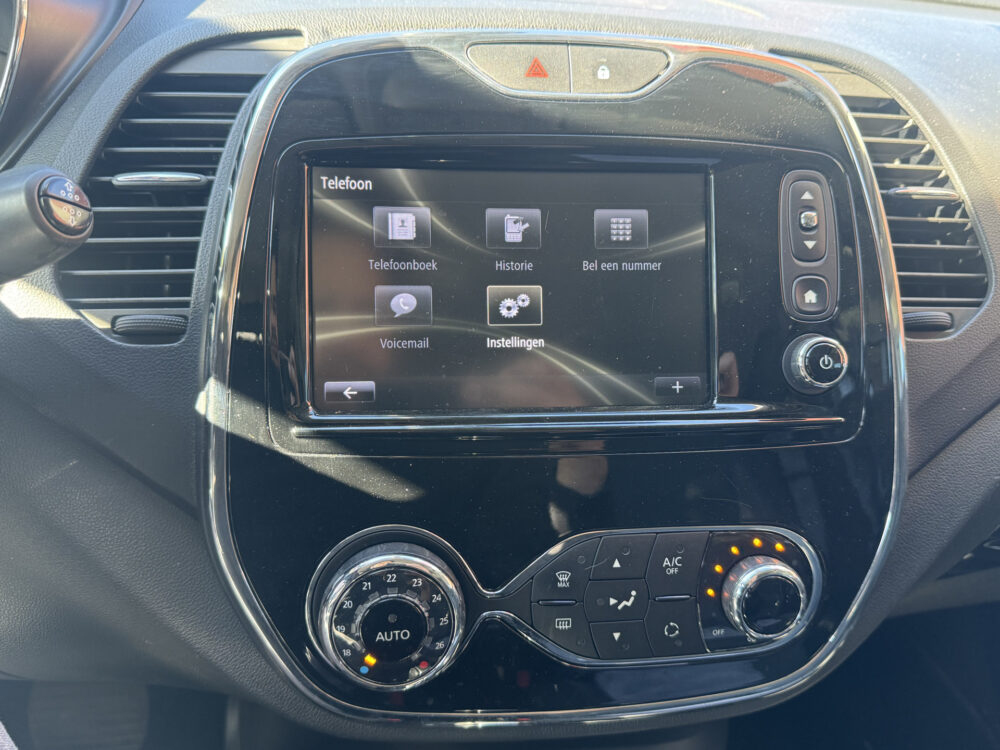 Renault Captur 1.2 TCe Dynamique // NAVI // CLIMA // CRUISE // CAMERA // BLUETOOTH // 15