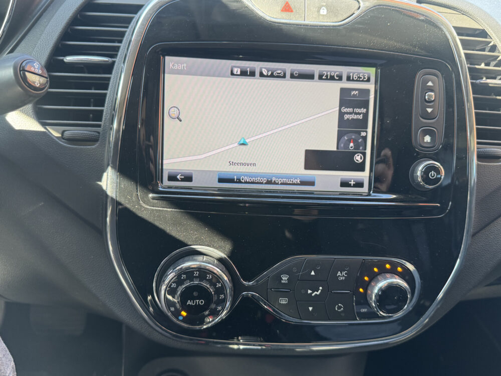 Renault Captur 1.2 TCe Dynamique // NAVI // CLIMA // CRUISE // CAMERA // BLUETOOTH // 16