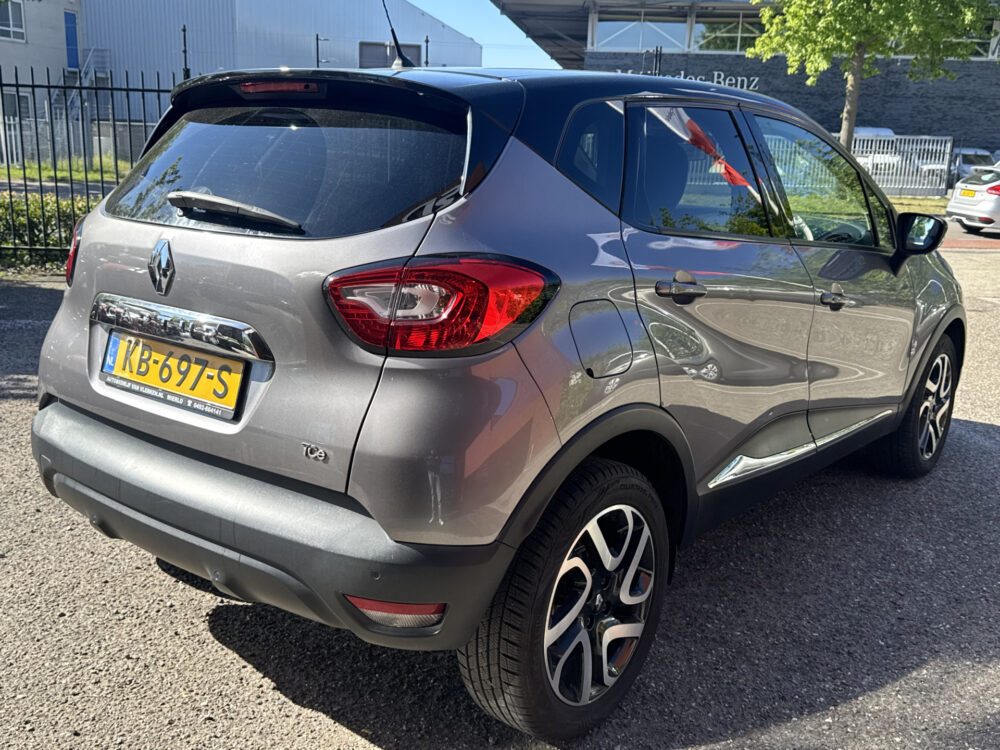 Renault Captur 1.2 TCe Dynamique // NAVI // CLIMA // CRUISE // CAMERA // BLUETOOTH // 4
