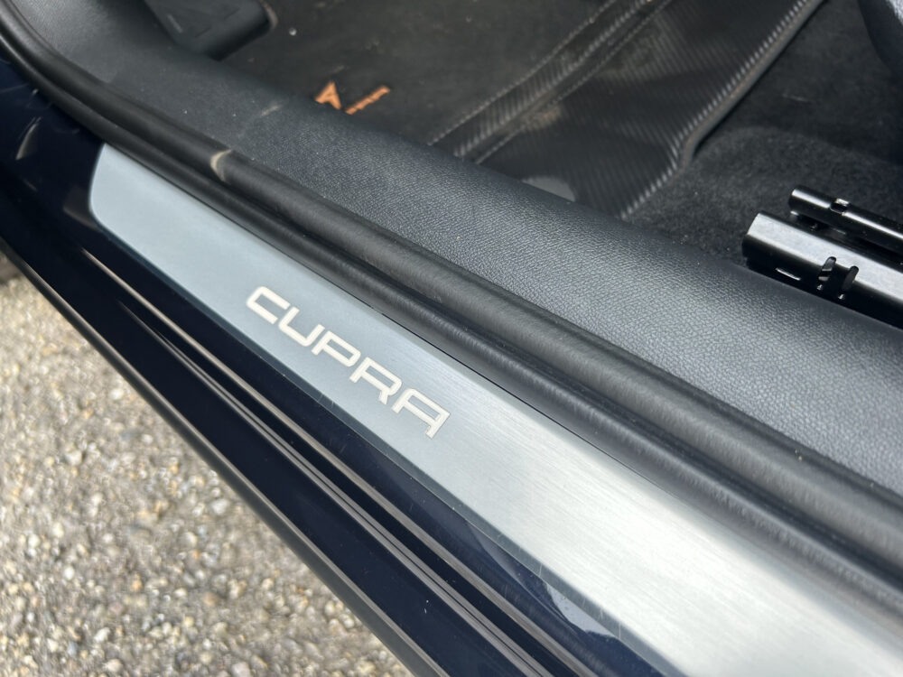 CUPRA Formentor 1.4 e-Hybrid VZ Copper Edition LM // ADAPT. CRUISE // FULL LED // NAVI+CARPLAY // STOELVERWARMING // VIRTUAL COCKPIT // 24