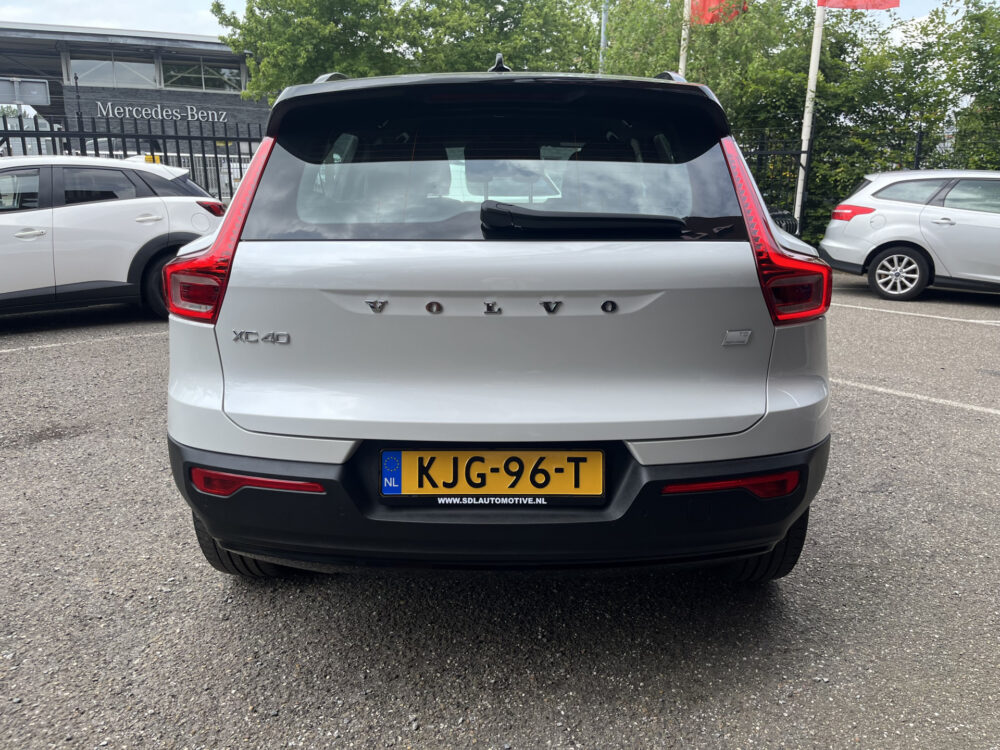 Volvo XC40 1.5 T5 Recharge R-Design // LEDER // ELEK. STOELEN+GEHEUGEN // HARMAN&KARDON // CAMERA // 5