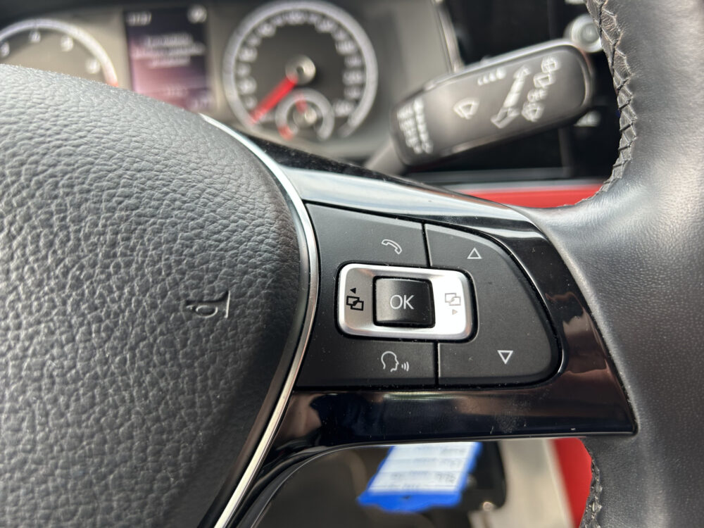 Volkswagen Polo 1.0 TSI Beats GOED ONDERHOUDEN!! // FULL LED // APPLE CARPLAY / ANDROID AUTO // STOELVERWARMING // PDC V+A 10