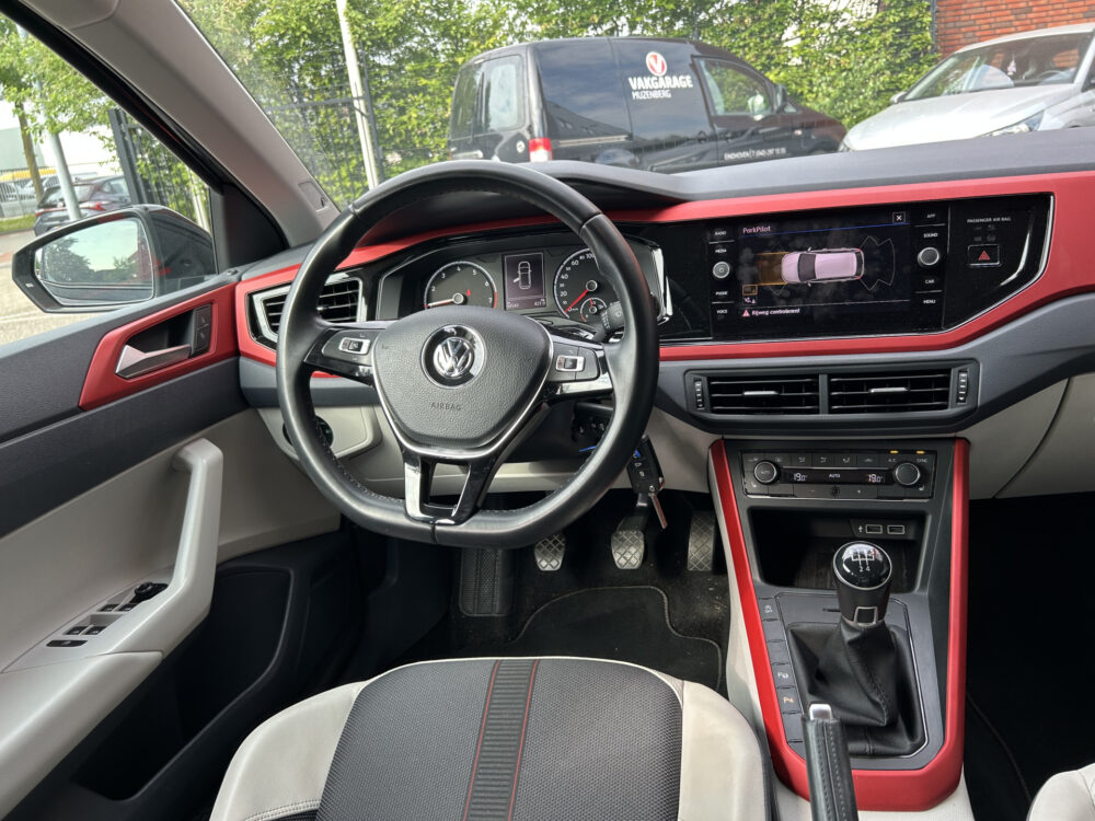 Volkswagen Polo 1.0 TSI Beats GOED ONDERHOUDEN!! // FULL LED // APPLE CARPLAY / ANDROID AUTO // STOELVERWARMING // PDC V+A 7